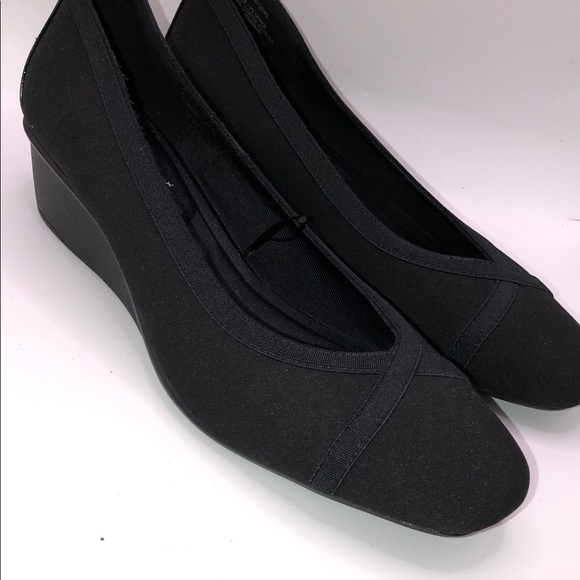 Anne Klein Women’s Black Wedge Shoes - Picture 4 of 8